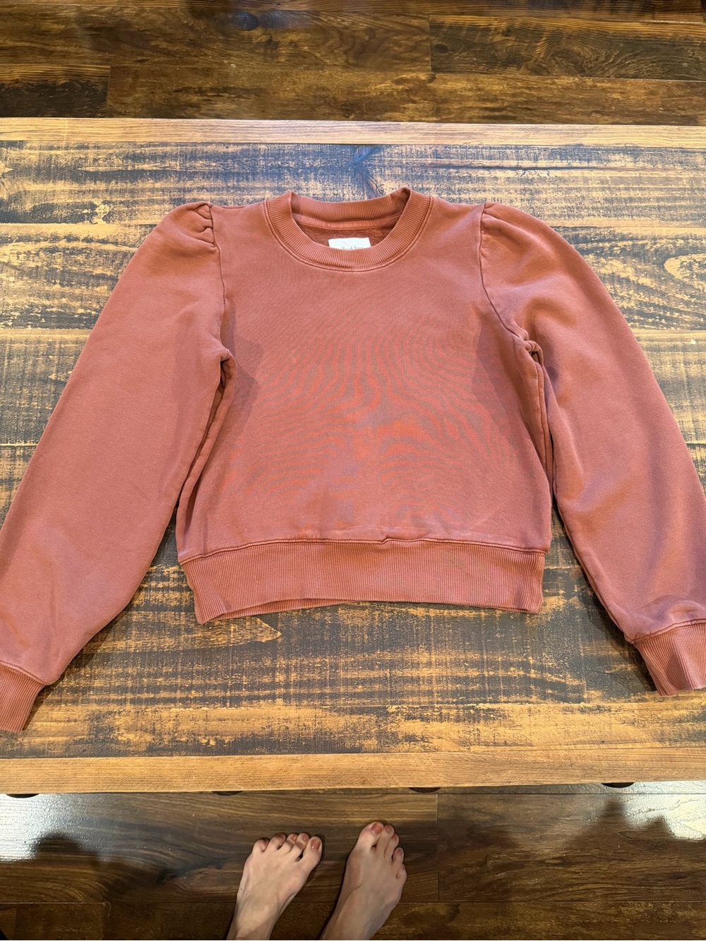 Wilfred Dusty Rose Cropped Puff-Sleeve Sweatshirt